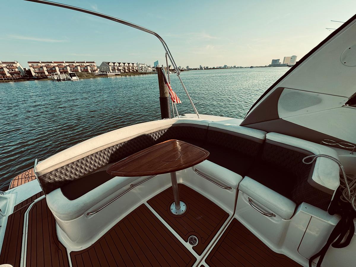 Used 2008 Sea Ray 350 Sundancer | 35ft