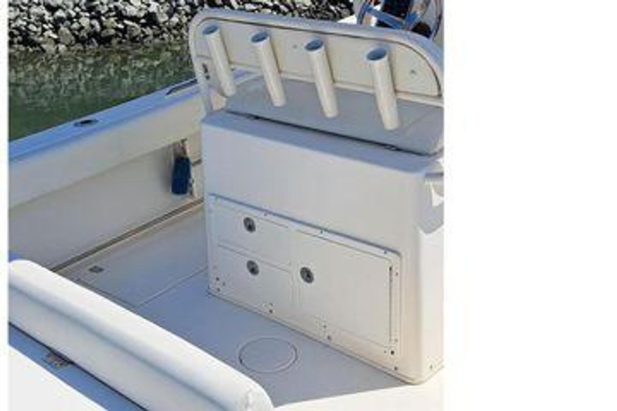 Used 2014 25' Cobia 256 Center Console | 25ft
