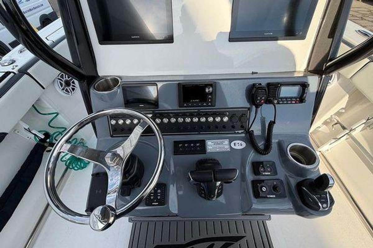 Used 2023 Tidewater 282 CC Adventure Bluewater | 28ft