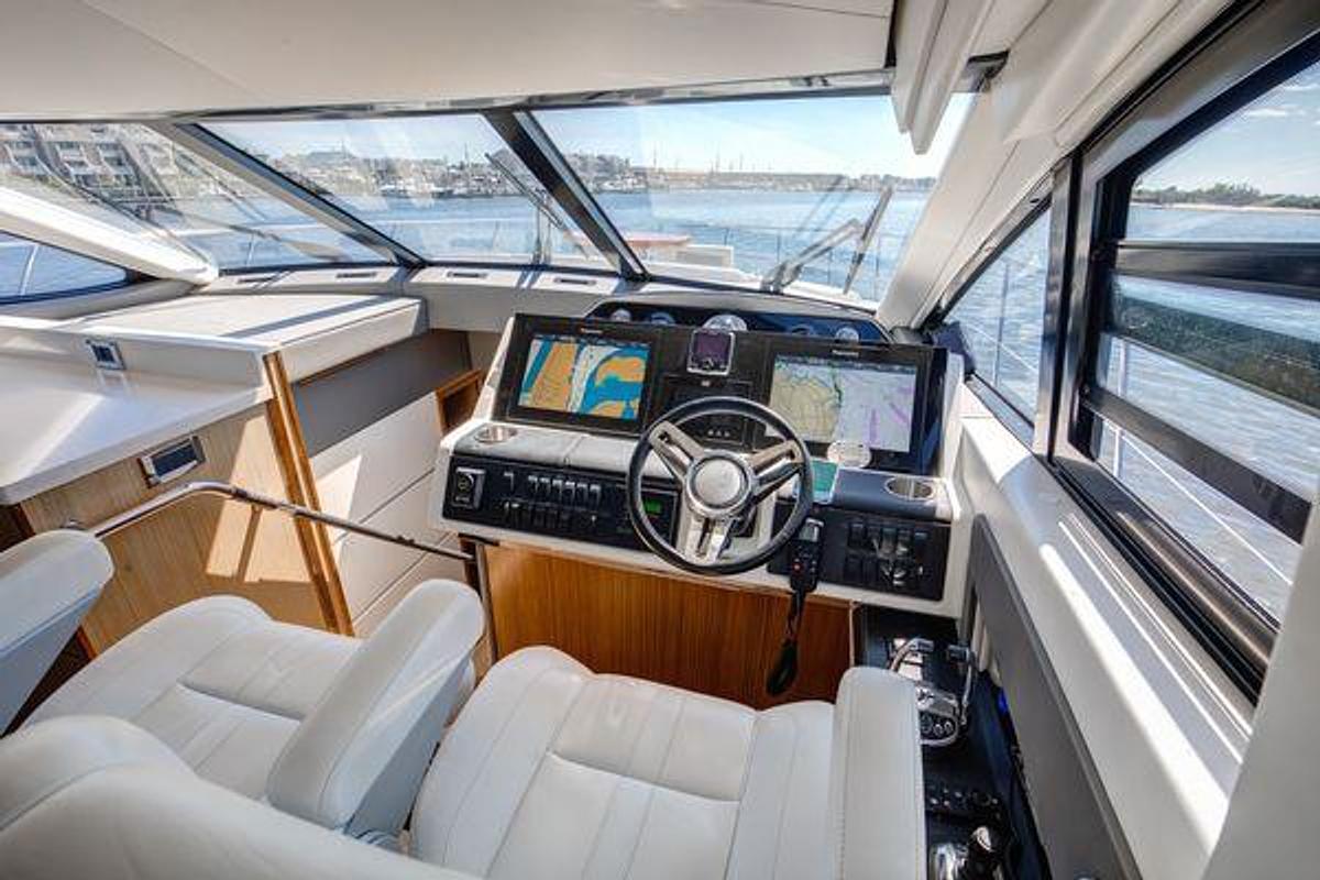Used 2018 65' Sea Ray L650 | 65ft