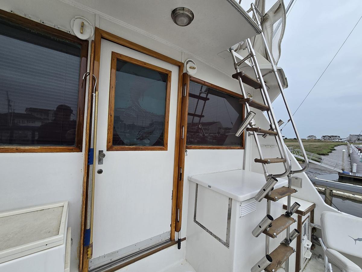 Used 1975 Hatteras 46 Convertible | 46ft