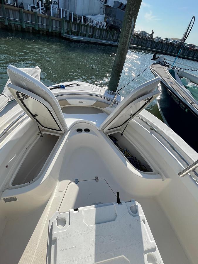 Used 2013 Pioneer 222 Sportfish | 22ft