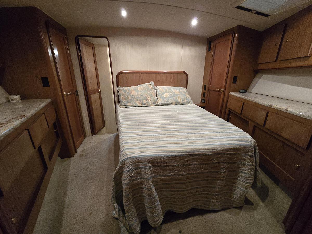 Used 1986 Ocean Yachts Super Sport | 55ft