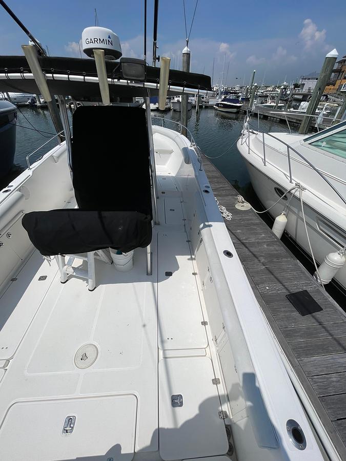 Used 2004 Century 3200 Center Console | 32ft