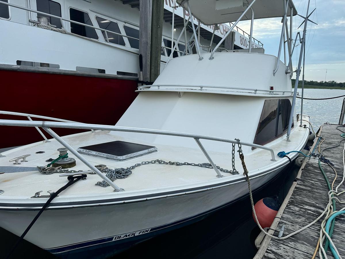 Used 1985 Blackfin 32 Flybridge | 32ft