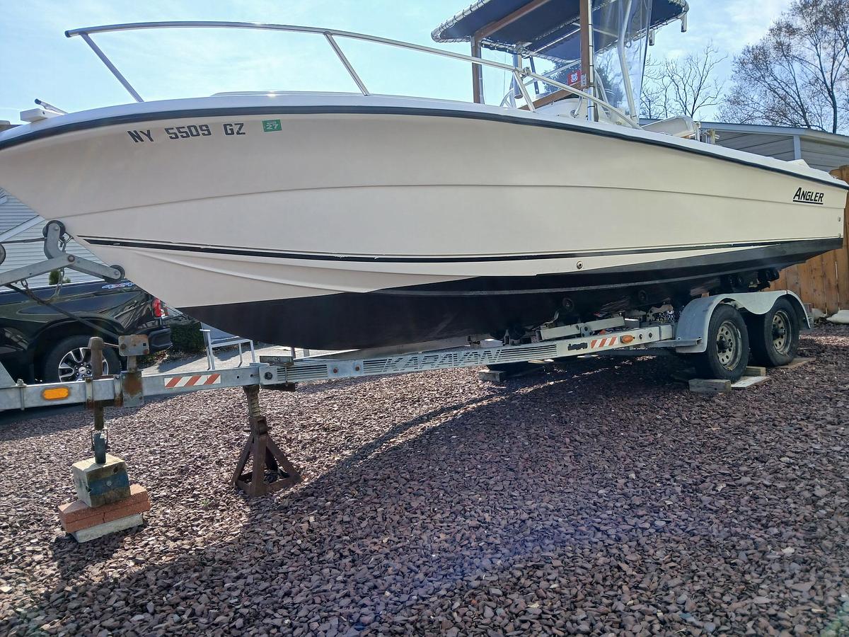 Used 2001 Angler 22 Center Console | 22ft