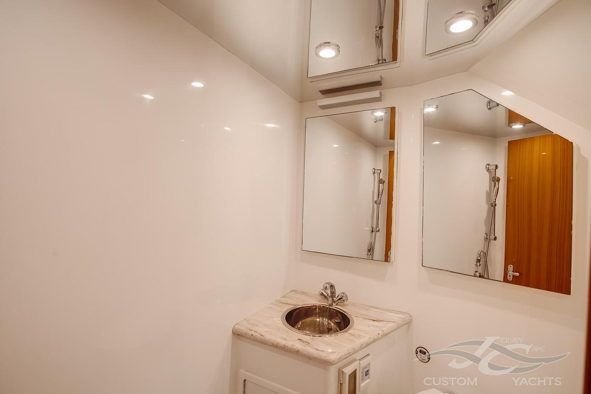 2025 Jersey Cape Devil 36 Custom | 36ft