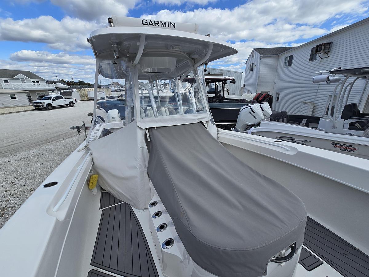 Used 2021 Twin Vee 310 CC | 31ft