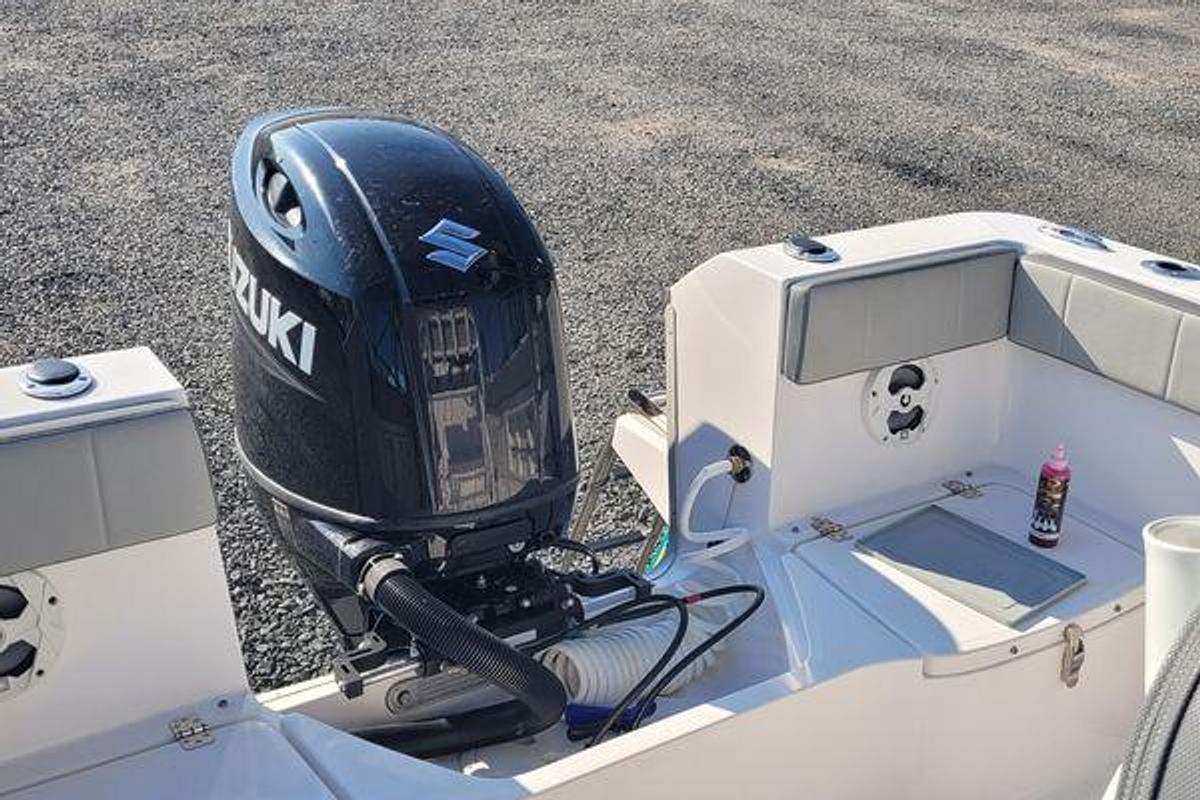 Used 2022 21' Aquasport 2100 Center Console | 21ft