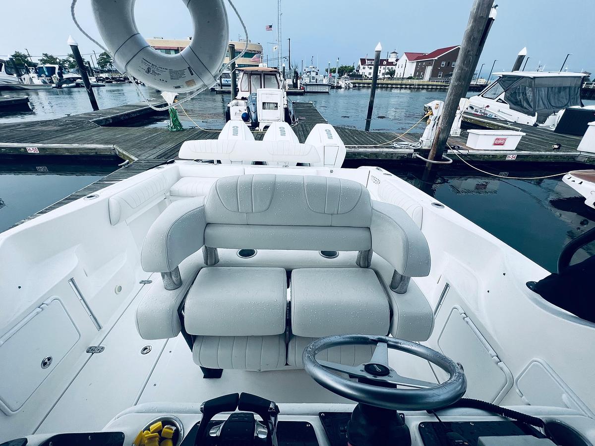 Used 2004 Fountain 38 LX | 38ft