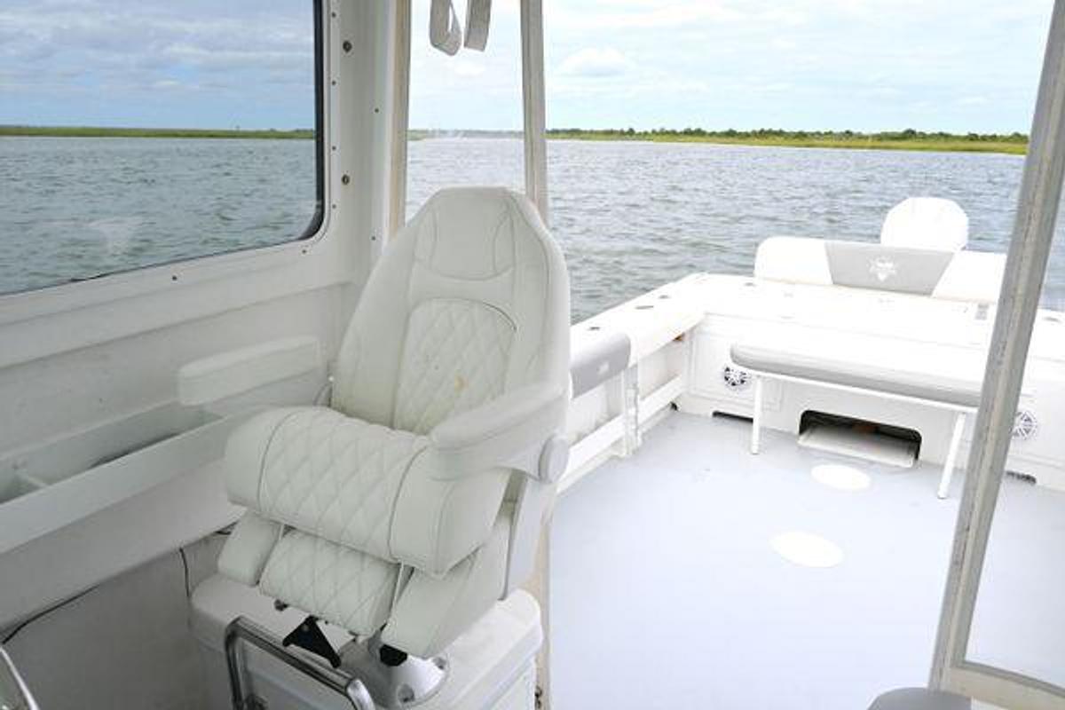 Used 2022 Steiger Craft 255DV Miami | 25ft