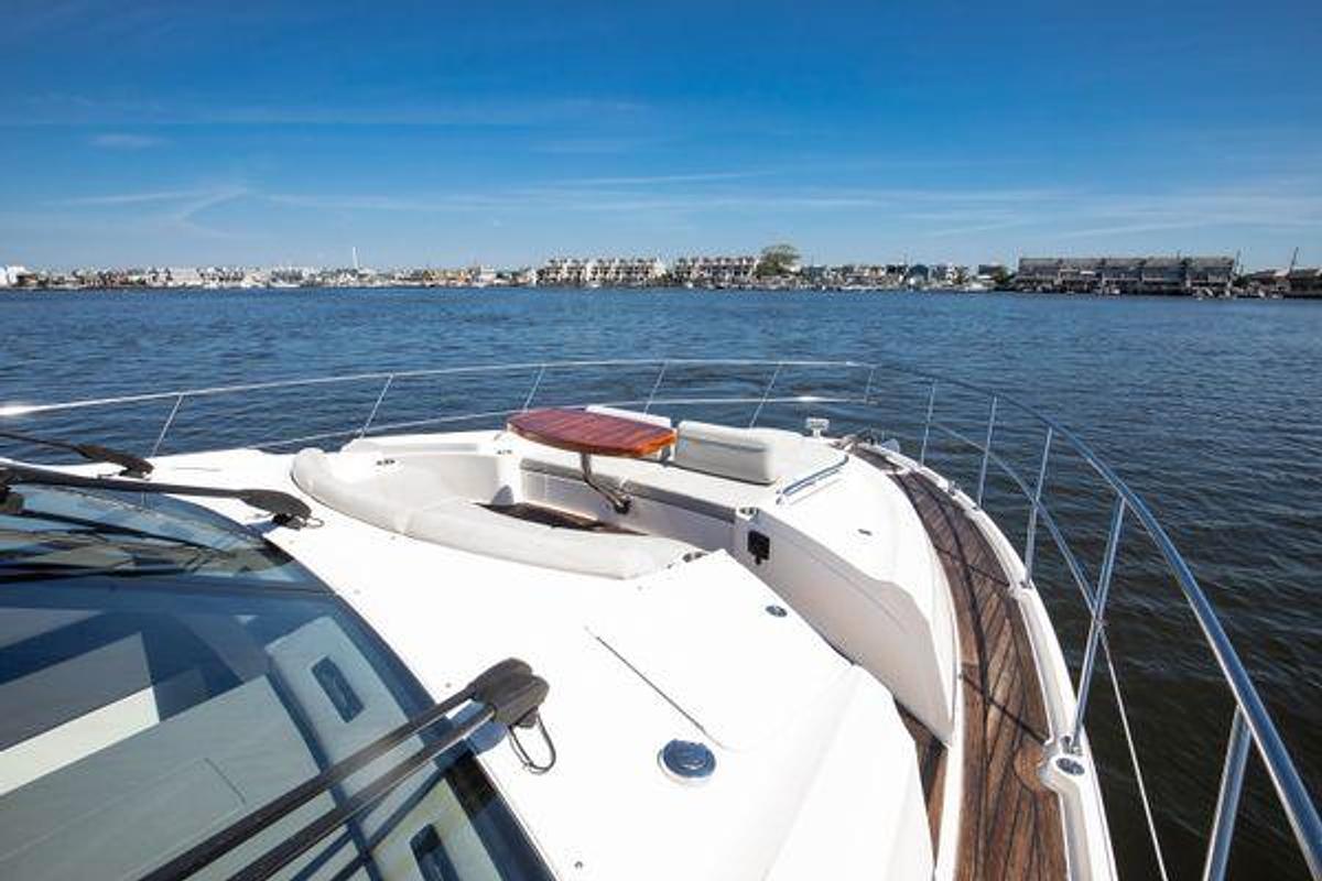 Used 2018 65' Sea Ray L650 | 65ft
