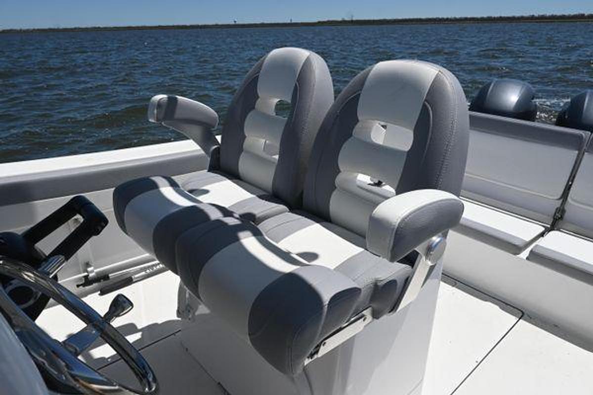 Used 2022 24' Release 240 RX | 24ft