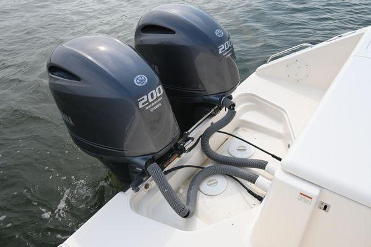 Used 2014 25' Pursuit DC 265 Dual Console | 25ft