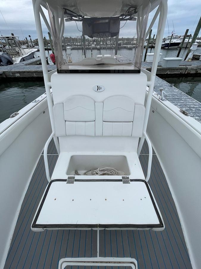Used 2017 Clearwater 2508 Center Console | 26ft