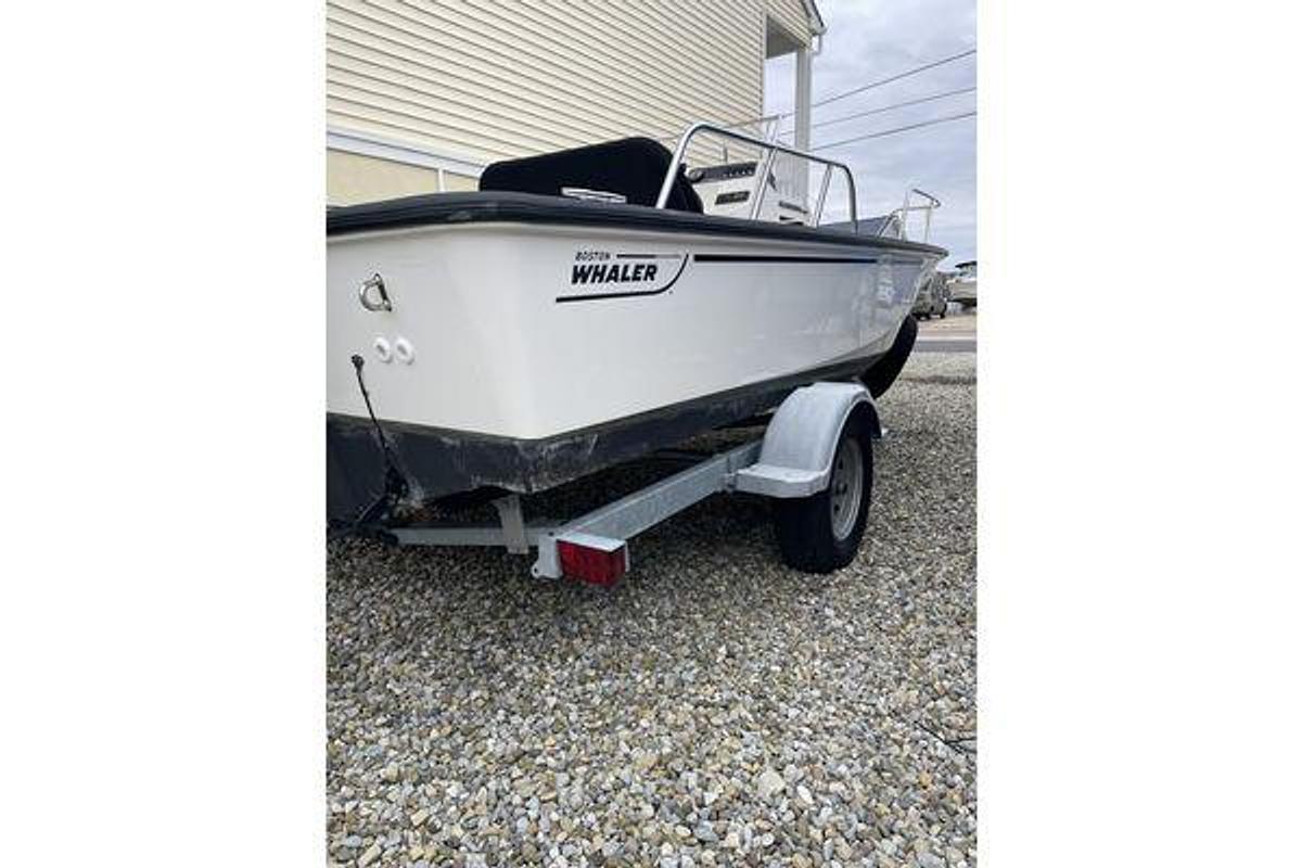 Used 2022 Boston Whaler 170 Montauk | 17ft