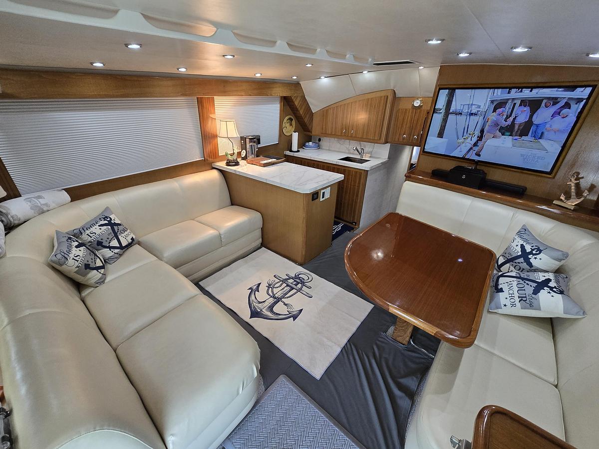 Used 2006 44' Jersey Cape 44 Sport Yacht | 44ft