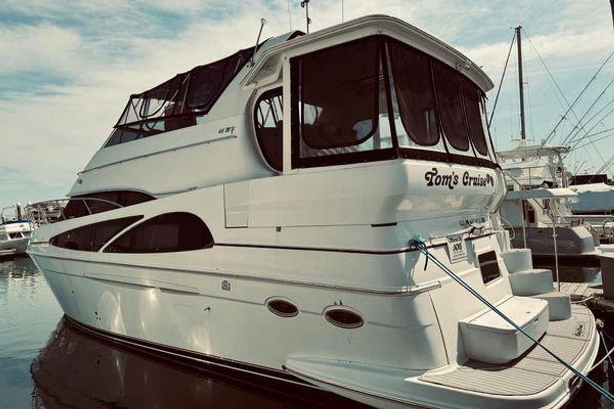 Used 2005 47' Carver 466 Motor Yacht | 47'