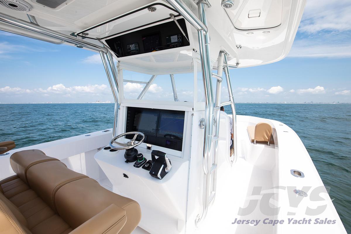 Used 2025 Bahama 37 Super Center Console