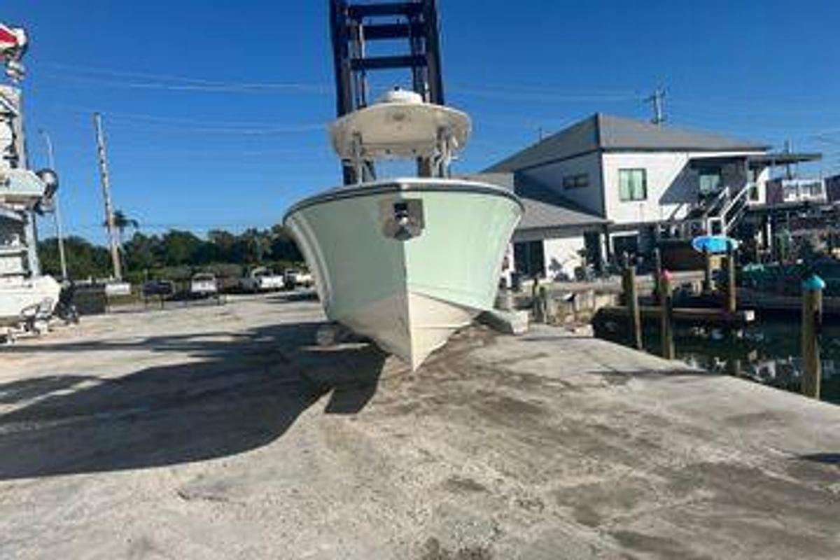 Used 2017 Cobia 277 Center Console | 27ft