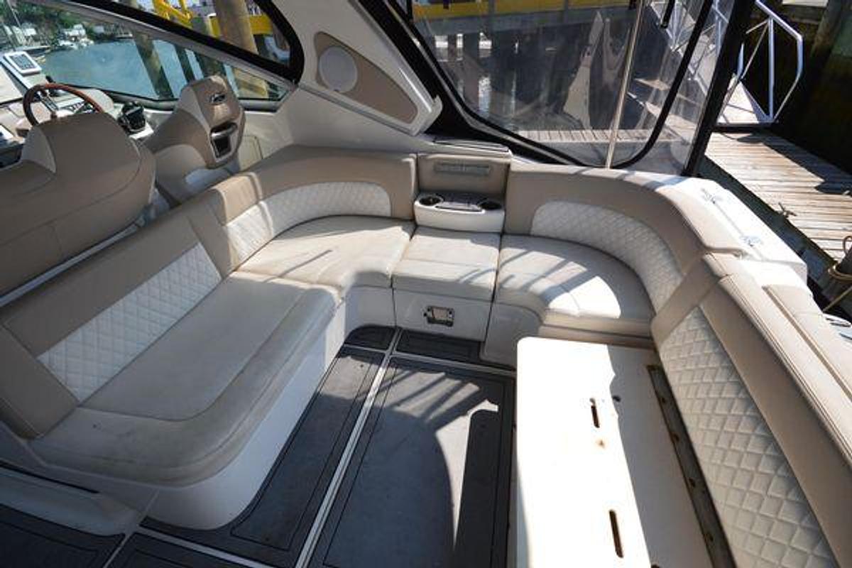 Used 2012 33' Chaparral 330 Signature | 33ft