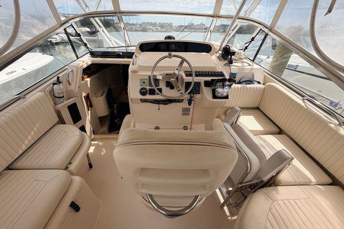 Used 2006 33' Grady-White Express 330 | 33ft