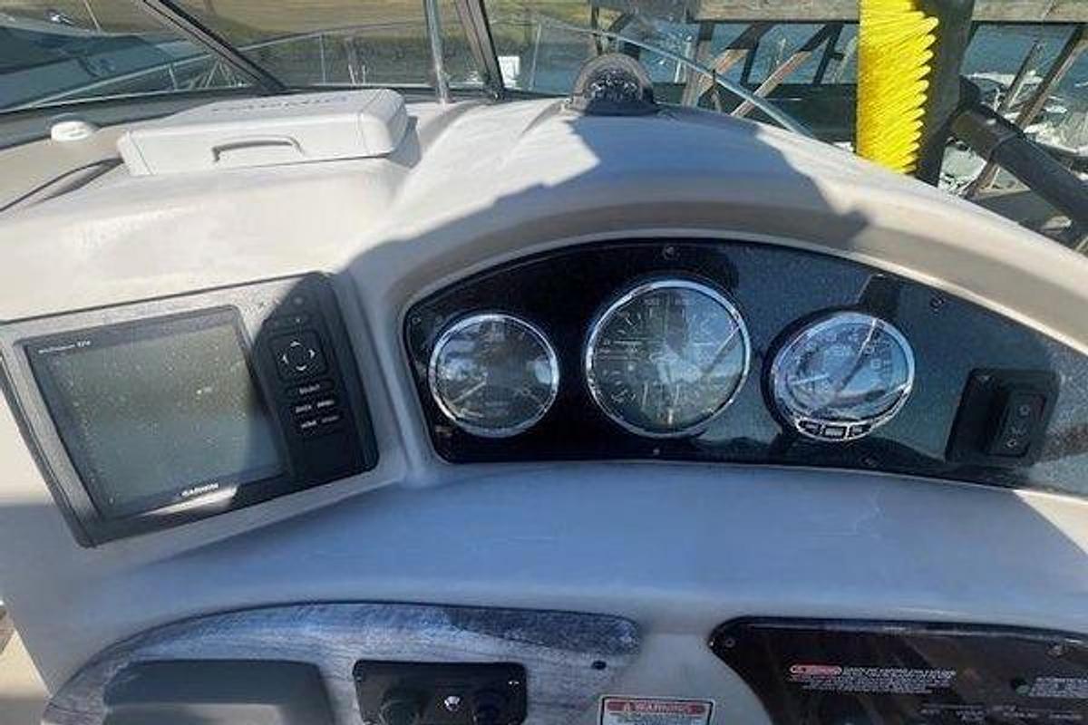 Used 2006 Sea Ray 240 Sundancer | 24ft