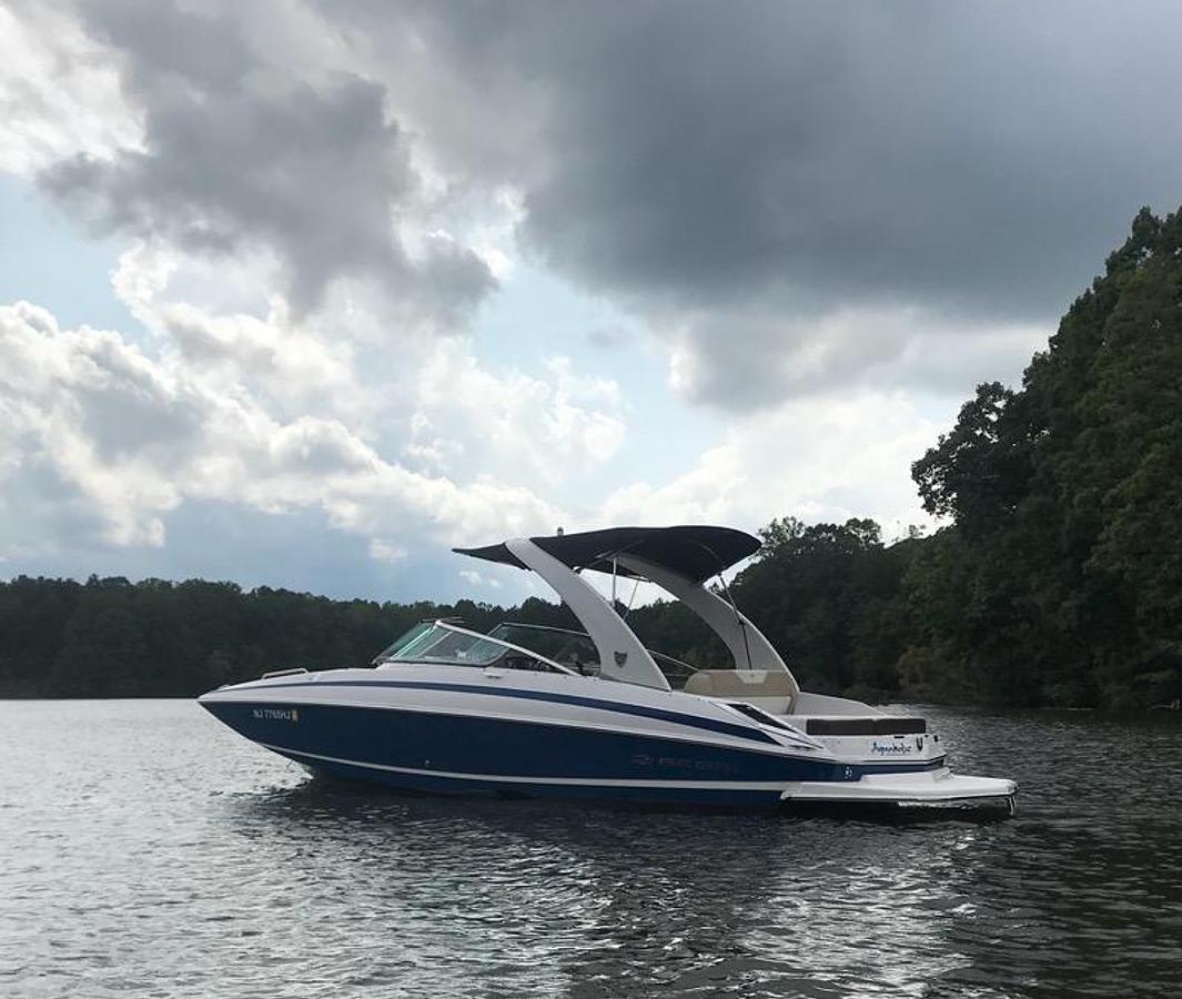 Used 2014 Regal 2700 Bowrider | 27ft