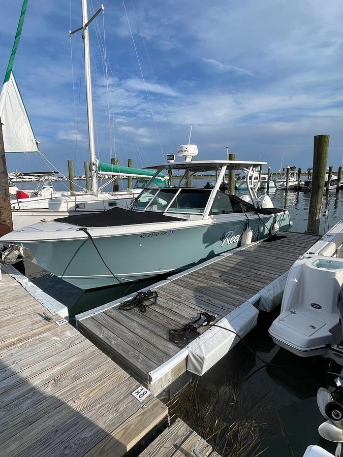 Used 2021 Sailfish 276 DC | 28ft