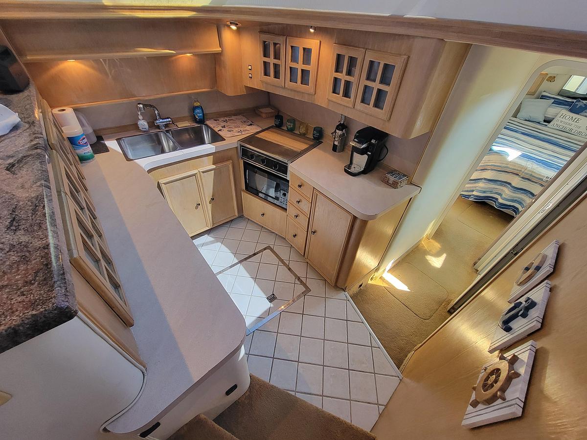 Used 1989 Trojan 46 Sportfish | 46ft