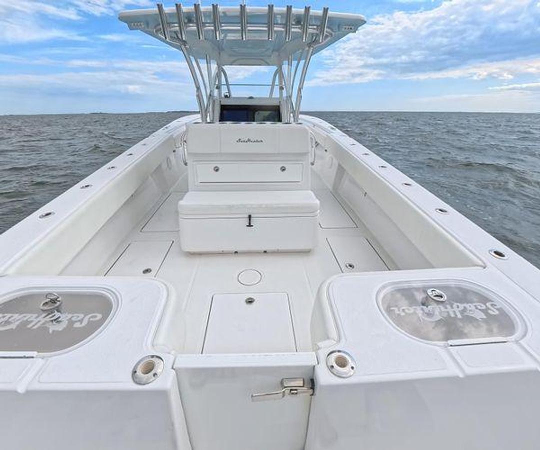 Used 2019 SeaHunter 33 Tournament | 33ft