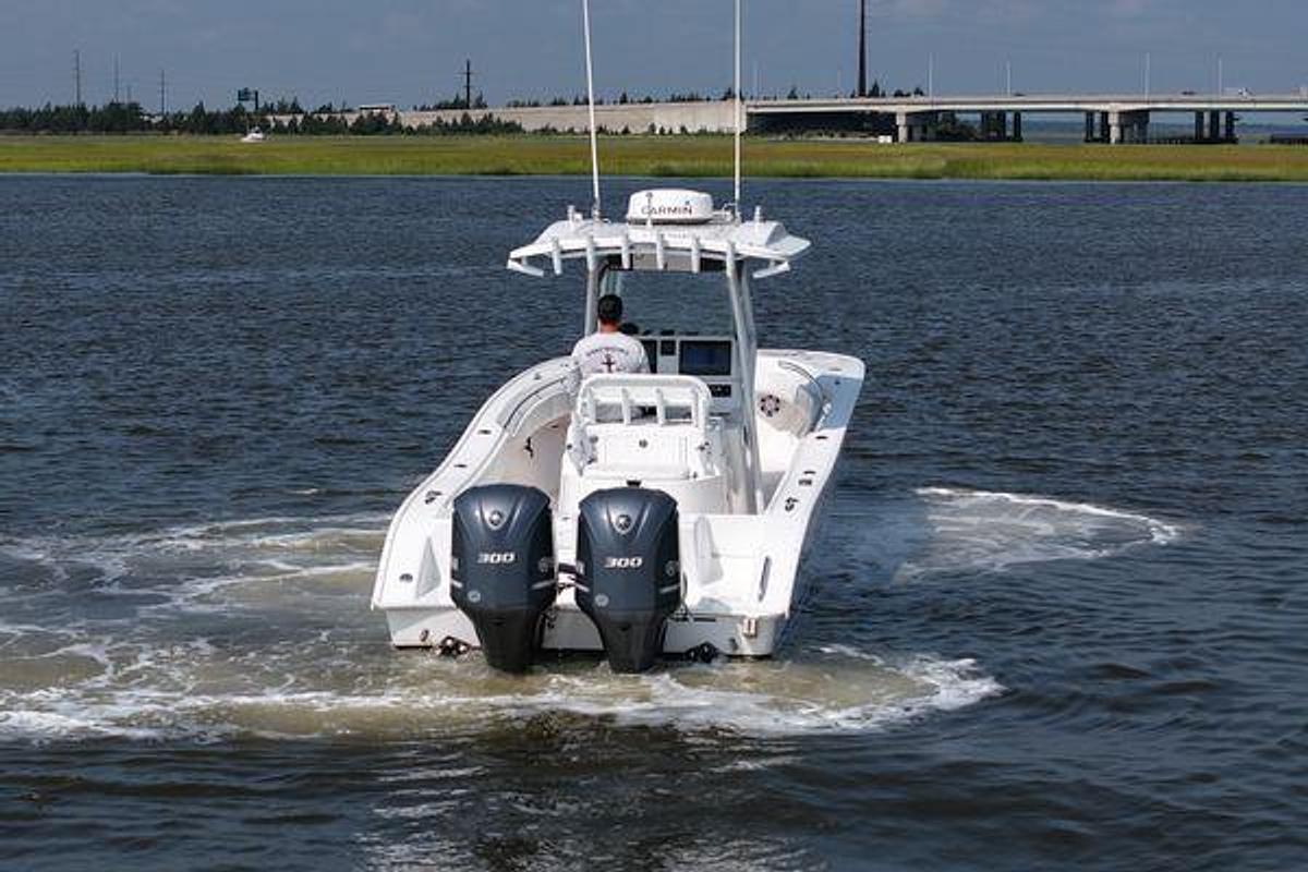Used 2015 31' Cape Horn 31T | 31ft