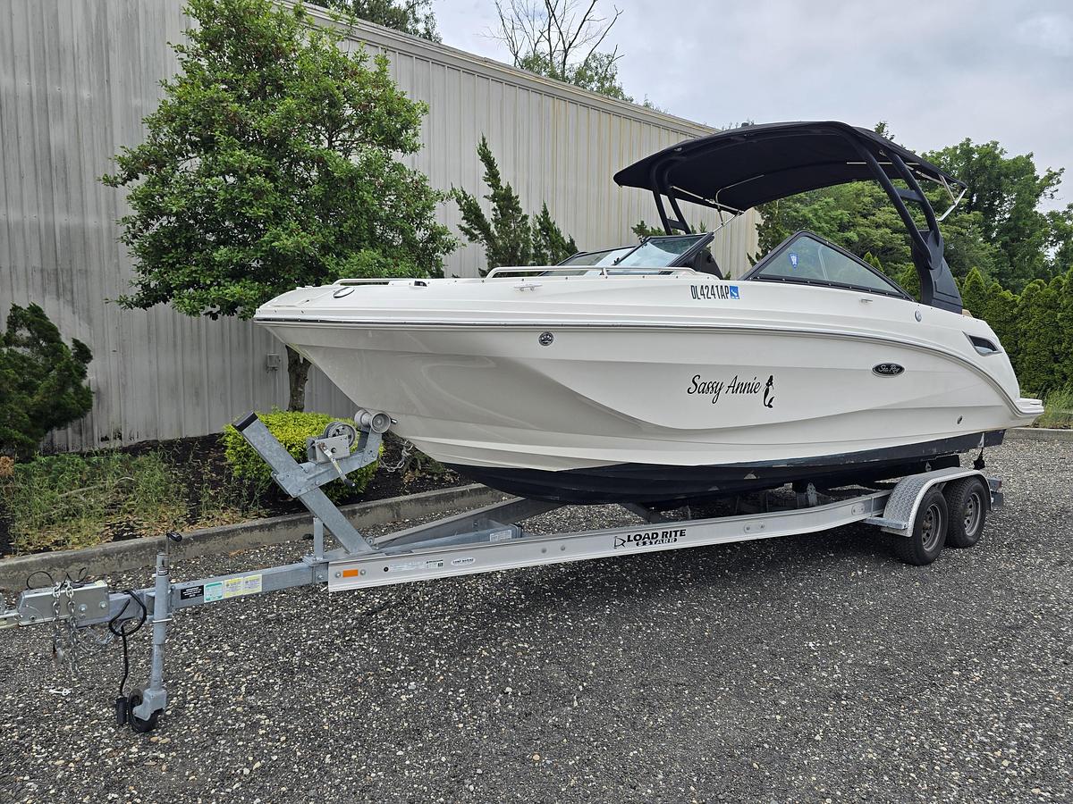 Used 2019 25' Sea Ray SDX 250