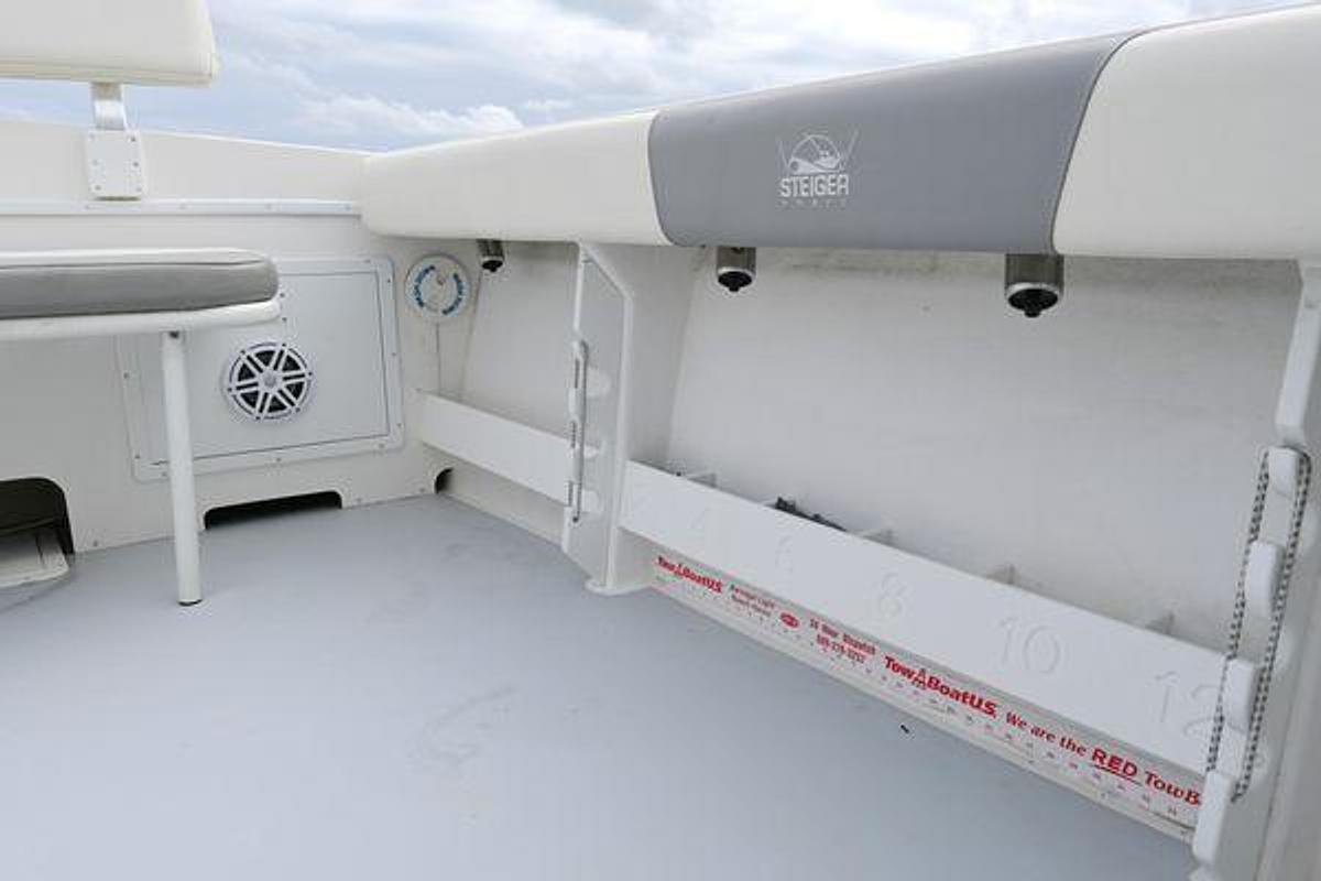 Used 2022 Steiger Craft 255DV Miami | 25ft