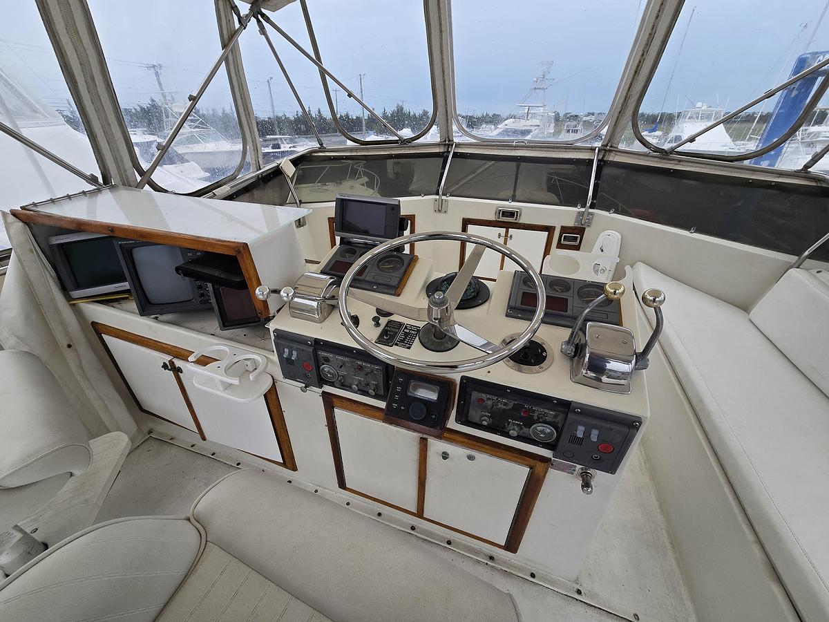 Used 1975 Hatteras 46 Convertible | 46ft