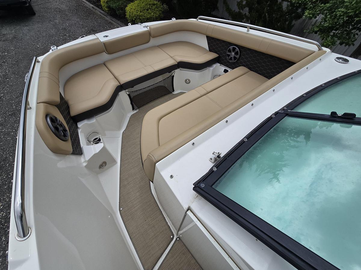 Used 2019 25' Sea Ray SDX 250