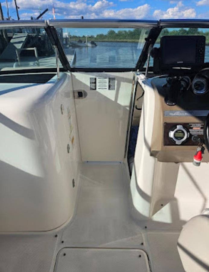 Used 2013 Sea Ray 260 Sundeck | 26ft