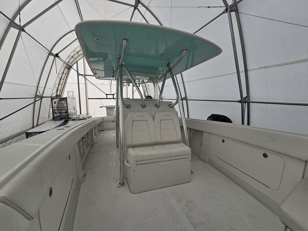 Used 2010 Jupiter 34 FS | 34ft