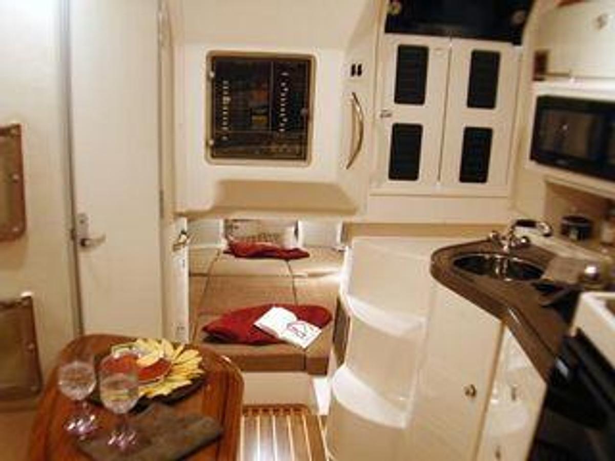 Used 2006 33' Grady-White Express 330 | 33ft