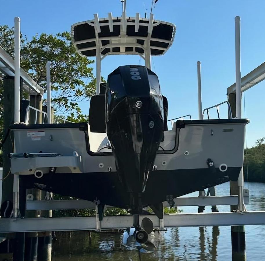 Used 2023 Boston Whaler 210 Montauk | 21ft