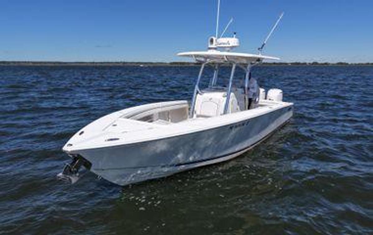 Used 2014 Jupiter 30 FS | 30ft