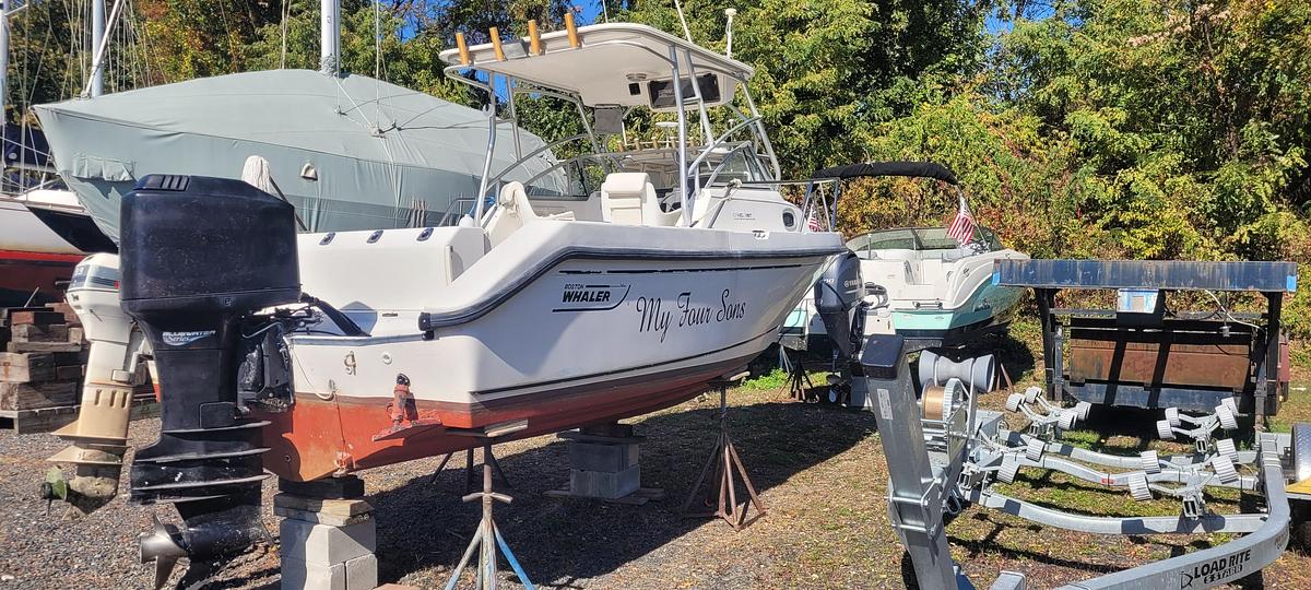 Used 1999 Boston Whaler 23 Conquest | 24ft