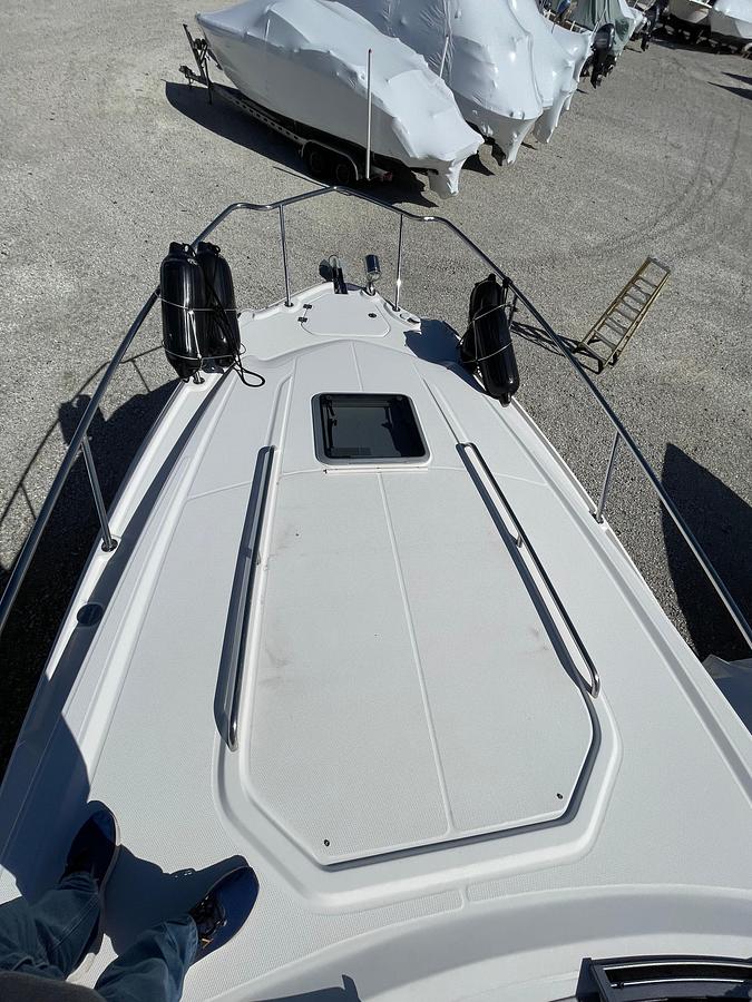 Used 2018 Chaparral 310 Signature | 31ft