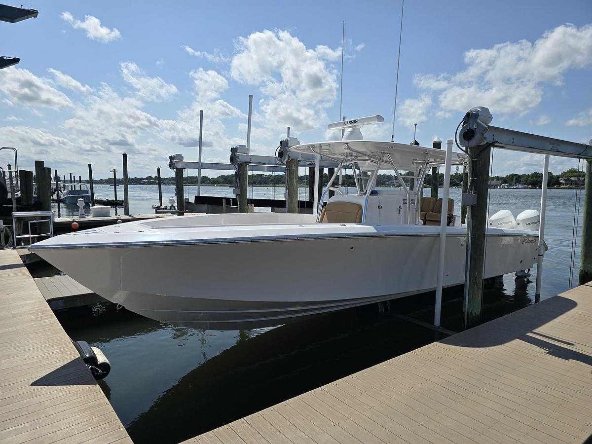 Used 2025 35 Bahama Super Center Console - 35ft