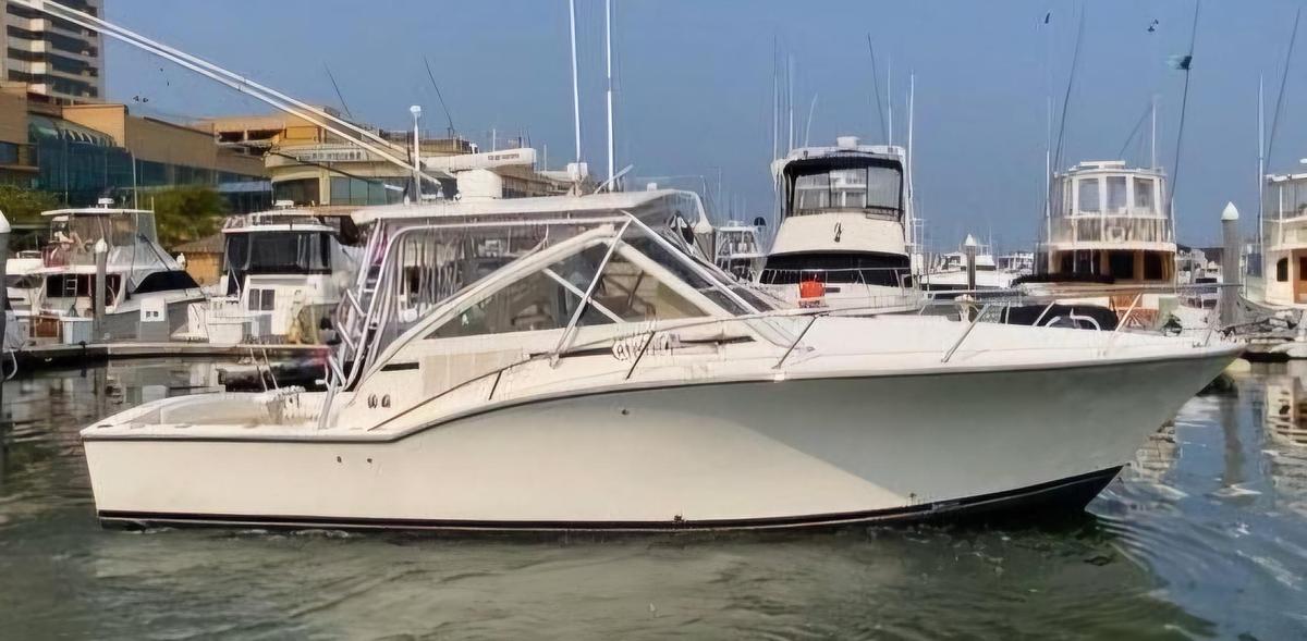 Used 2006 Carolina Classic 32 | 32ft