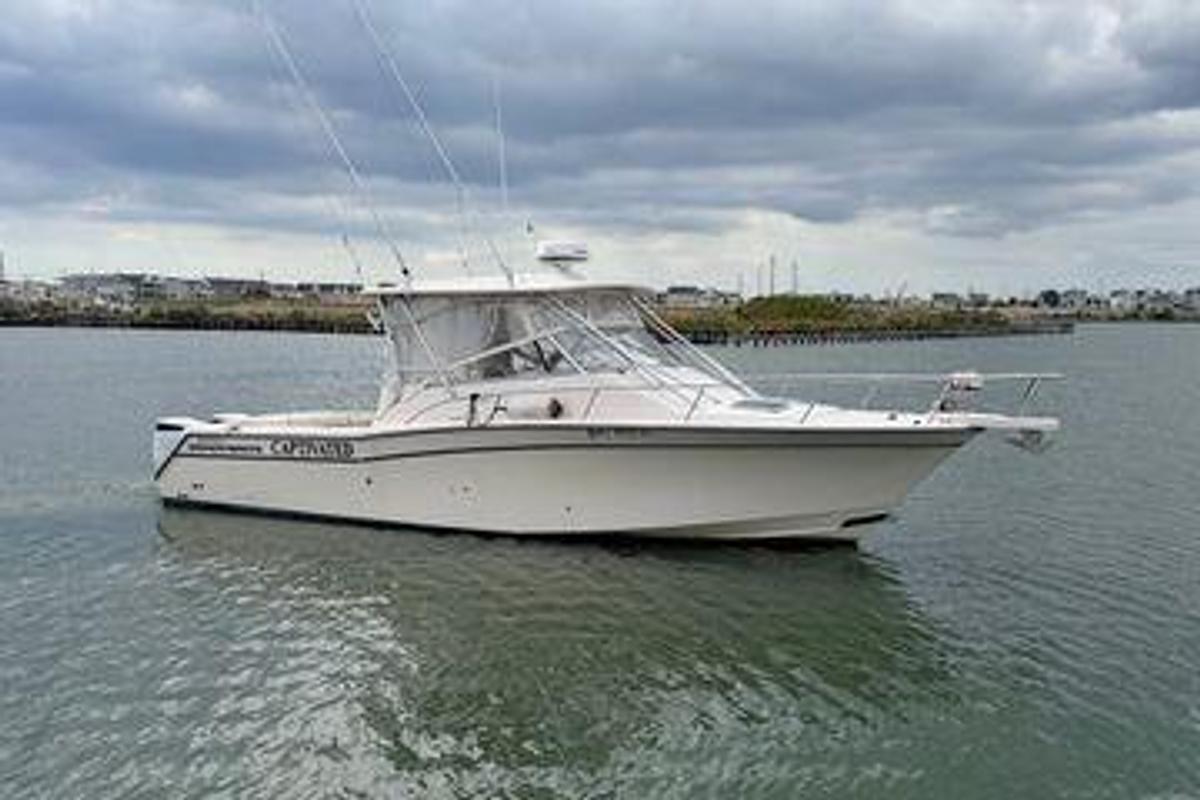 Used 2006 33' Grady-White Express 330 | 33ft