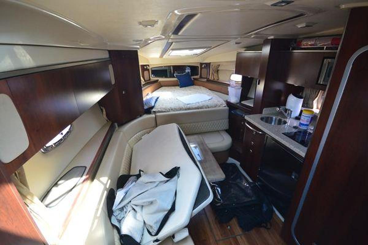 Used 2012 33' Chaparral 330 Signature | 33ft
