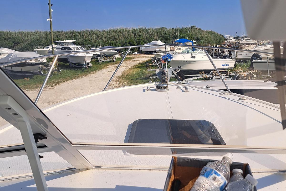 Used 2003 Carolina Classic 28 Express Sportfisherman | 28ft