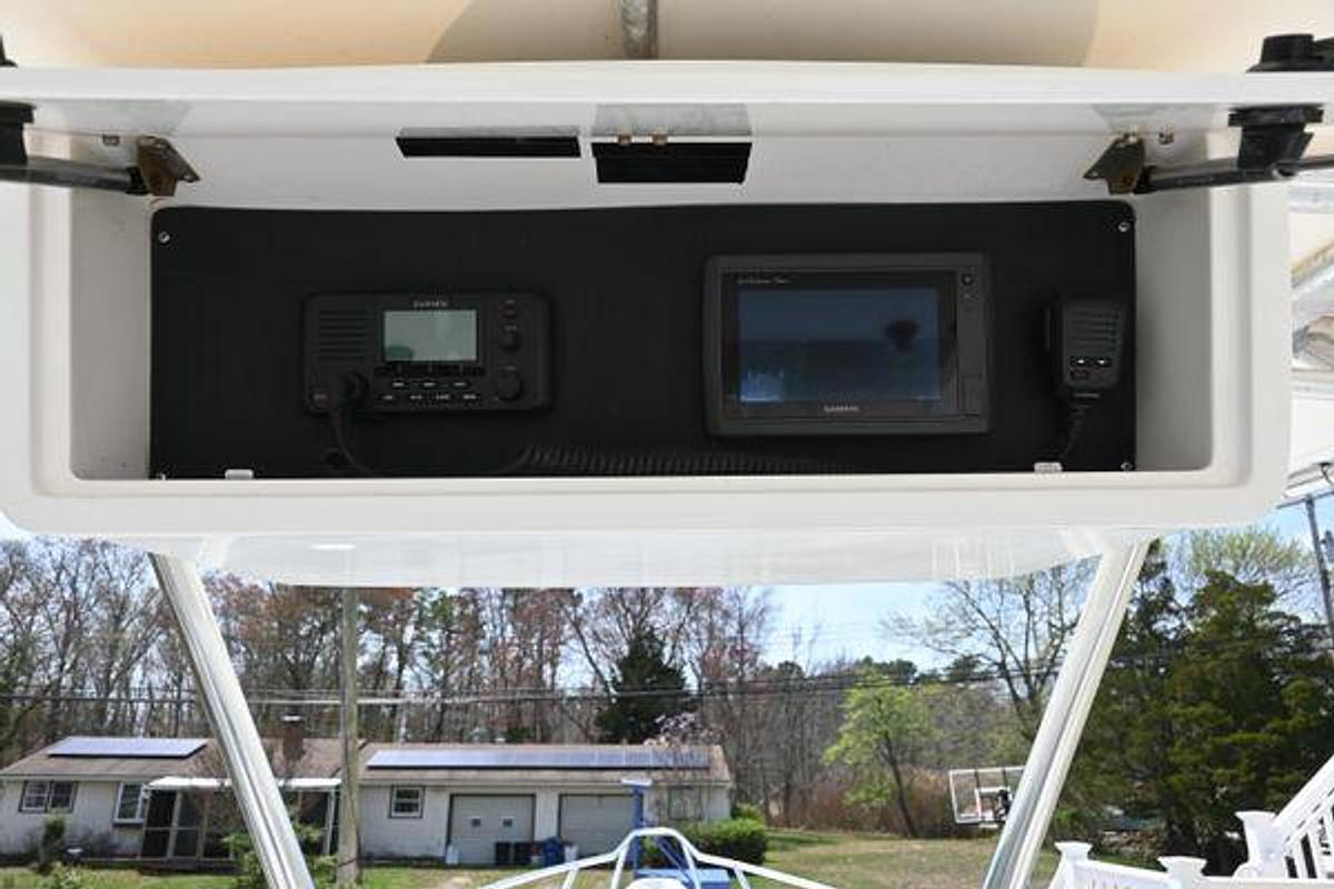 Used 32' Intrepid 323 Cuddy | 2002