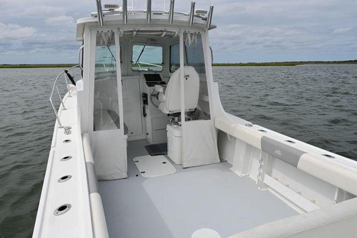 Used 2022 Steiger Craft 255DV Miami | 25ft